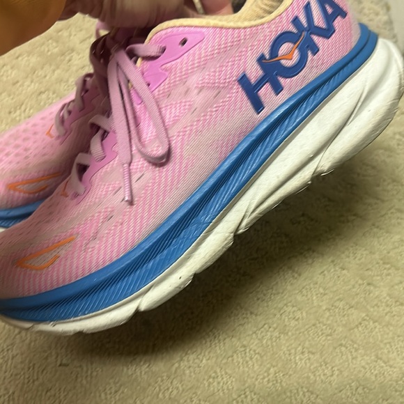 Clifton 9 Hoka - Picture 5 of 8